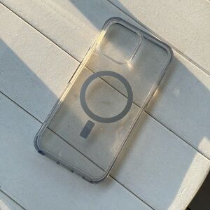 iPhone 13 Pro Max case - otterbox